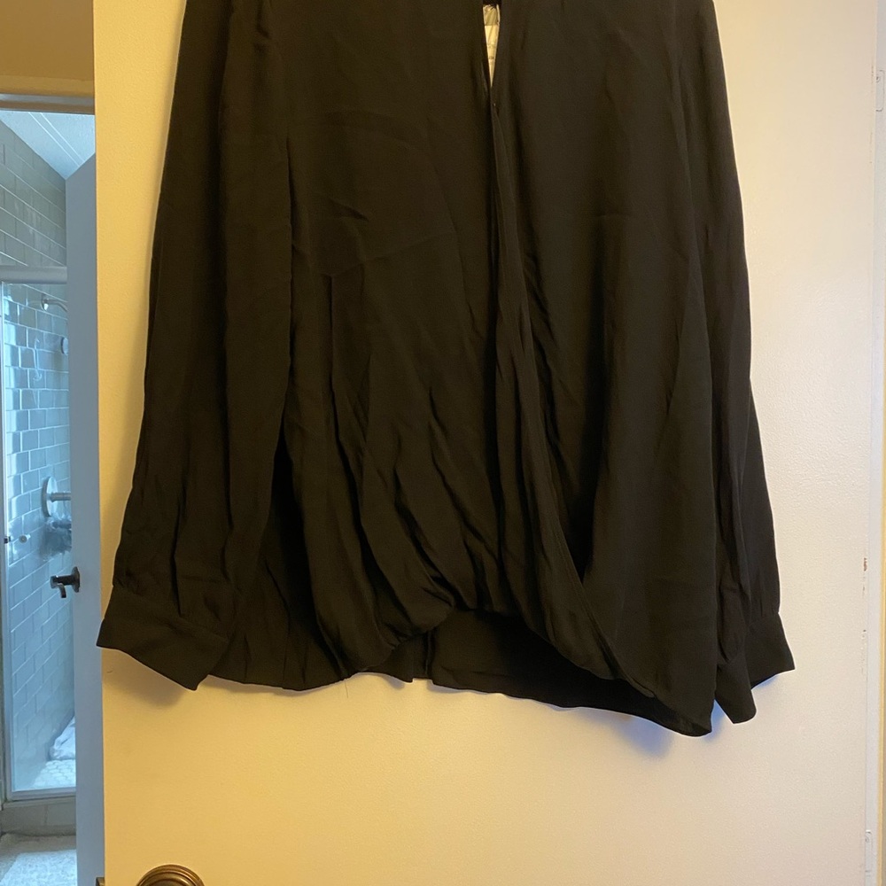 Eileen Fisher Black Silk blouse. Size XL. NWT